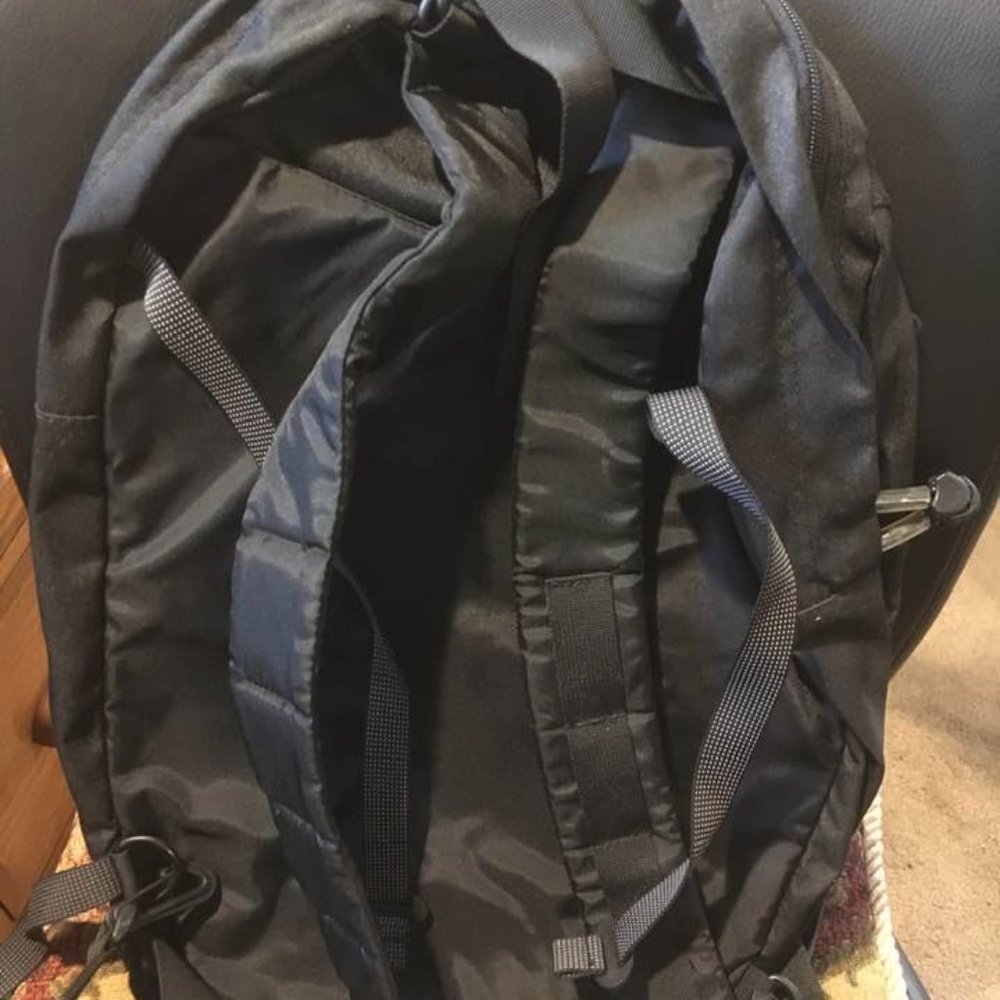 Lowepro Black Backpack - image 2